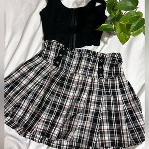Hot topic white and black skirt